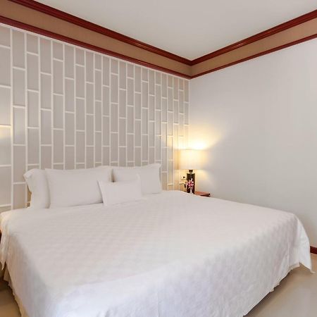 The Top Patong Resort Екстериор снимка